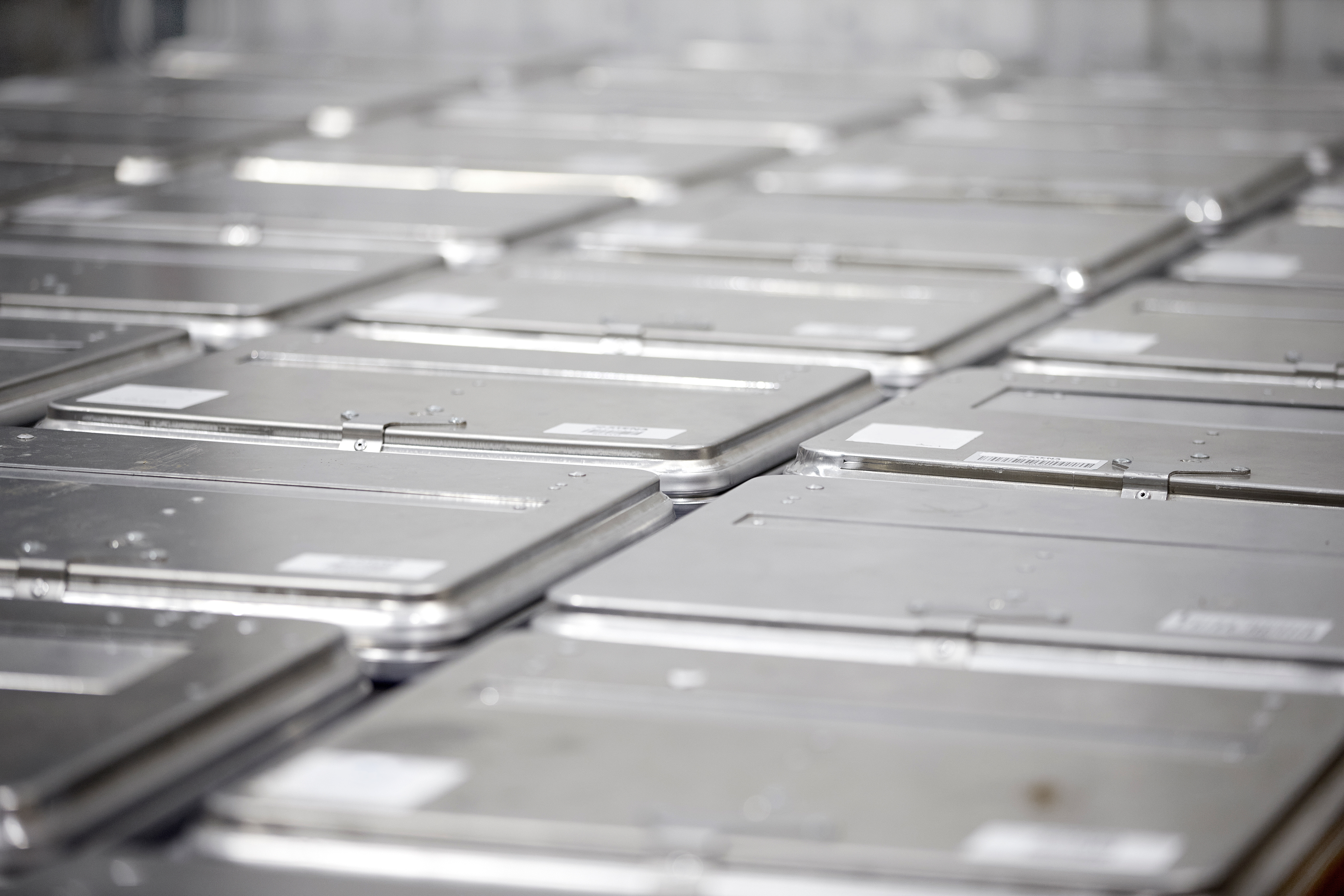 The lids of several Stena Confidential containers